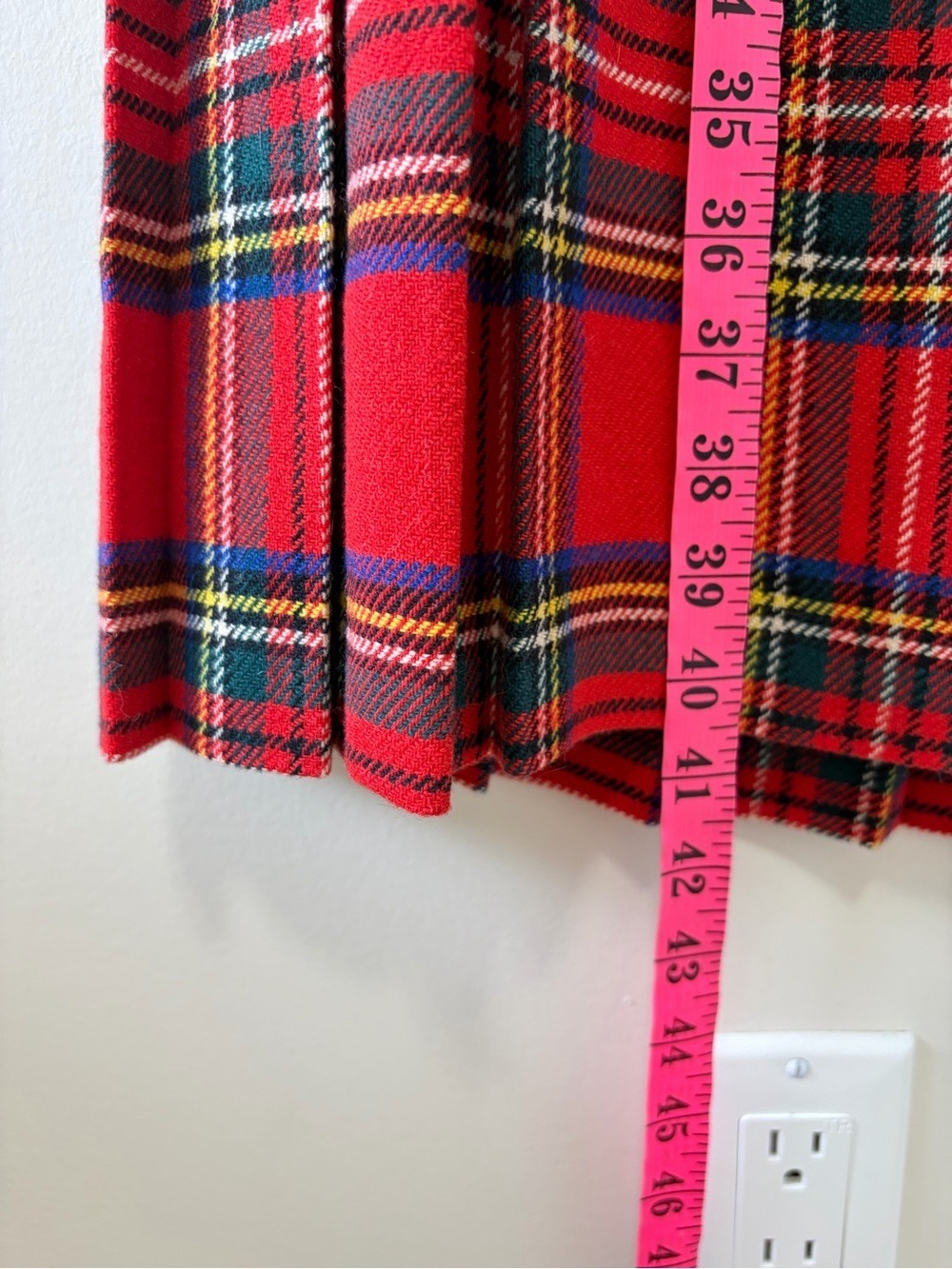 Laird Portch of Scotland Vintage Red Tartan Plaid 100% Wool Kilt Maxi Skirt - Picture 4 of 7